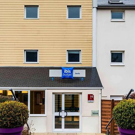 Ibis Budget Senlis Esterno foto