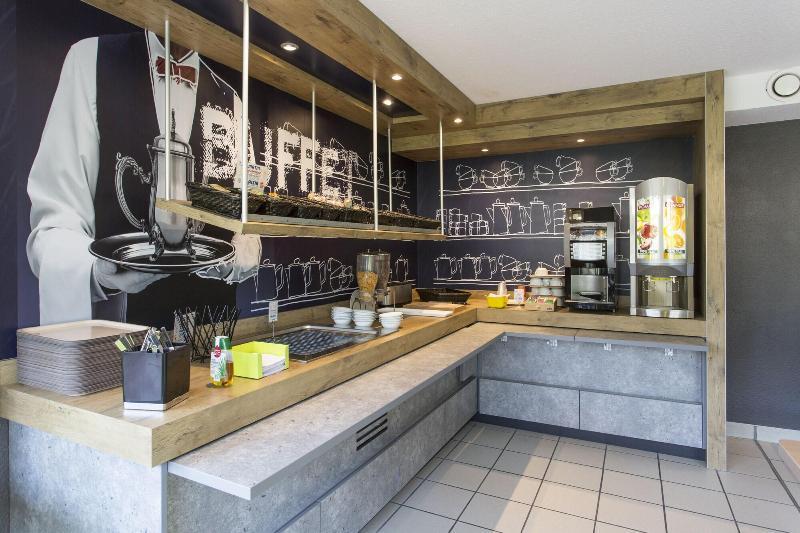 Ibis Budget Senlis Esterno foto