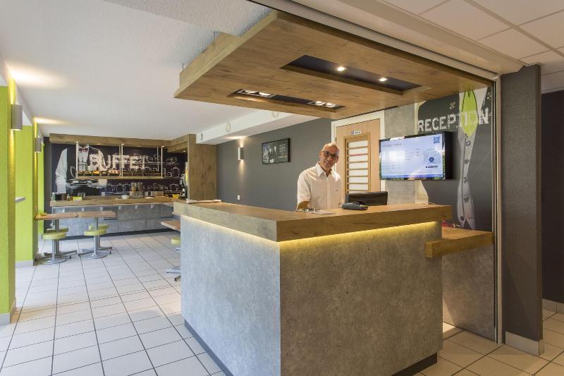 Ibis Budget Senlis Esterno foto