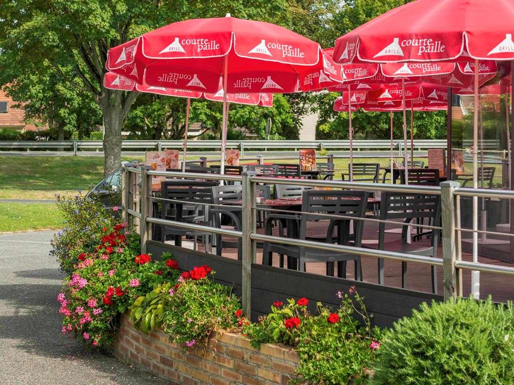 Ibis Budget Senlis Ristorante foto